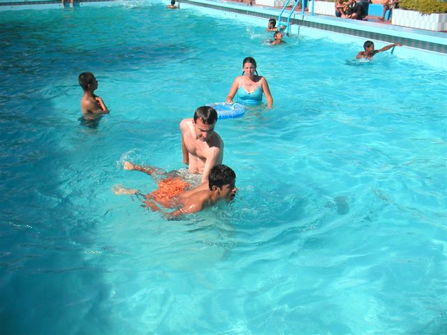 Zwemmen in Kathmandu